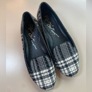 Alice + Olivia | Size 37.5 Black White Plaid Studded Drake‎ Loafer Flats